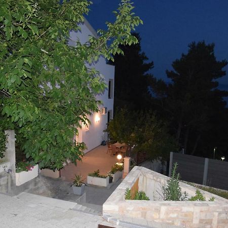 Apartman Antonio Baška Voda Екстериор снимка