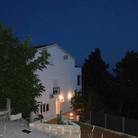 Apartman Antonio Baška Voda Екстериор снимка
