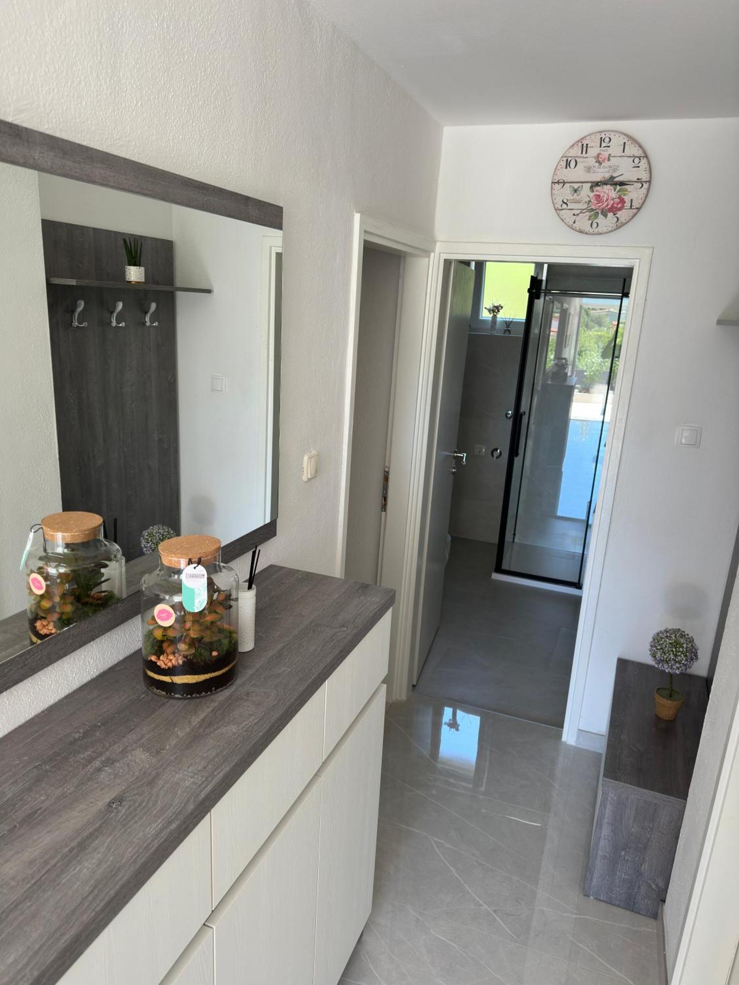 Apartman Antonio Baška Voda Екстериор снимка